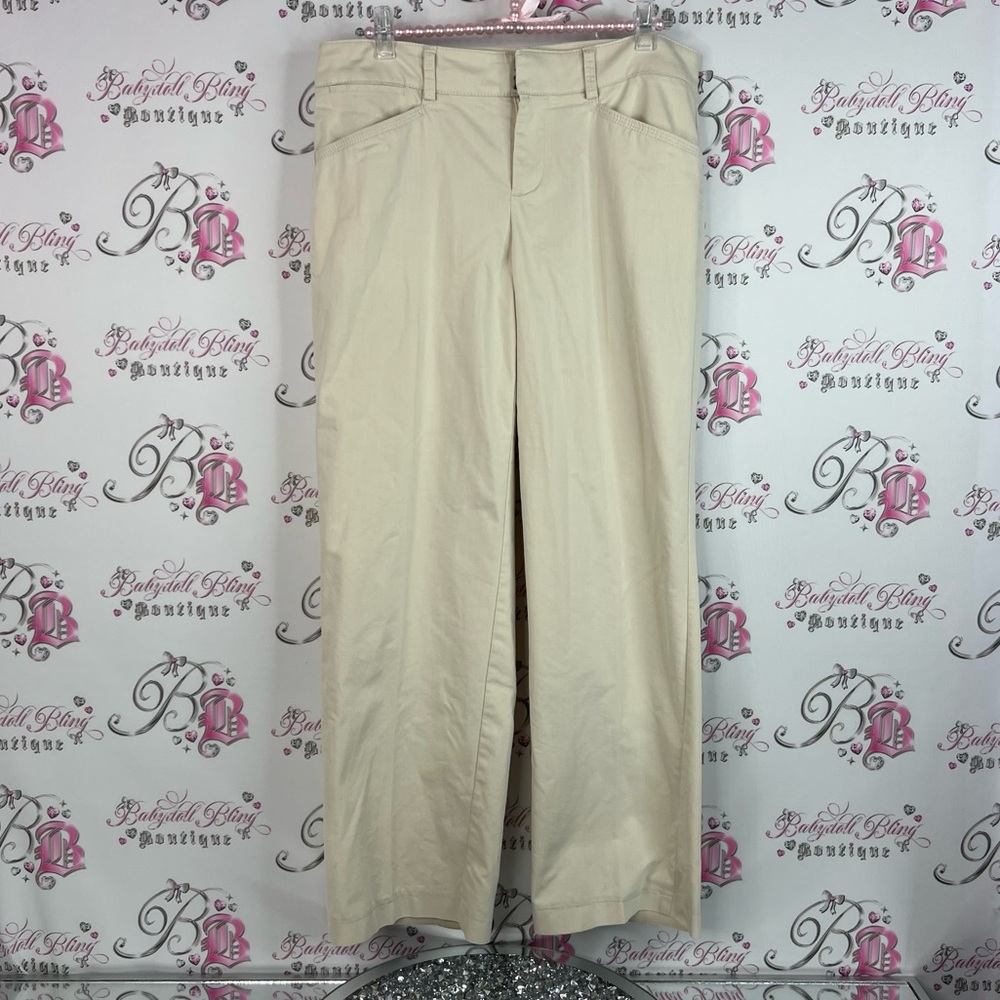 Dockers golf pants wide leg Cream Trousers with Button Detail